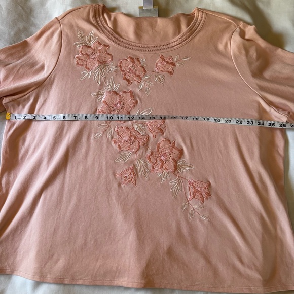 Alfred Dunner Women’s 3X Floral Embroidered 3/4 Sleeve Coral pink Blouse top - Picture 4 of 5